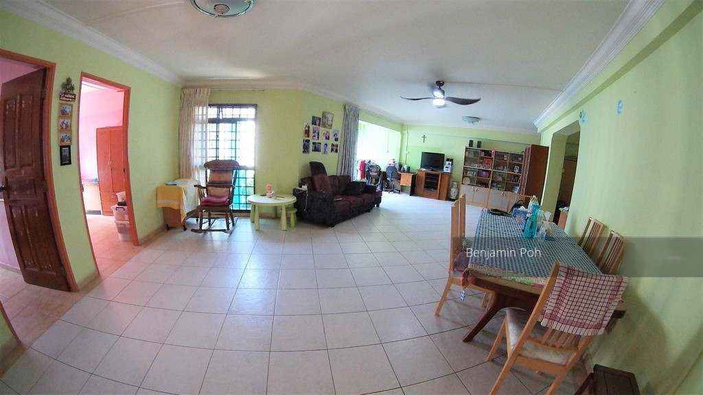 Compassvale Walk thumbnail photo